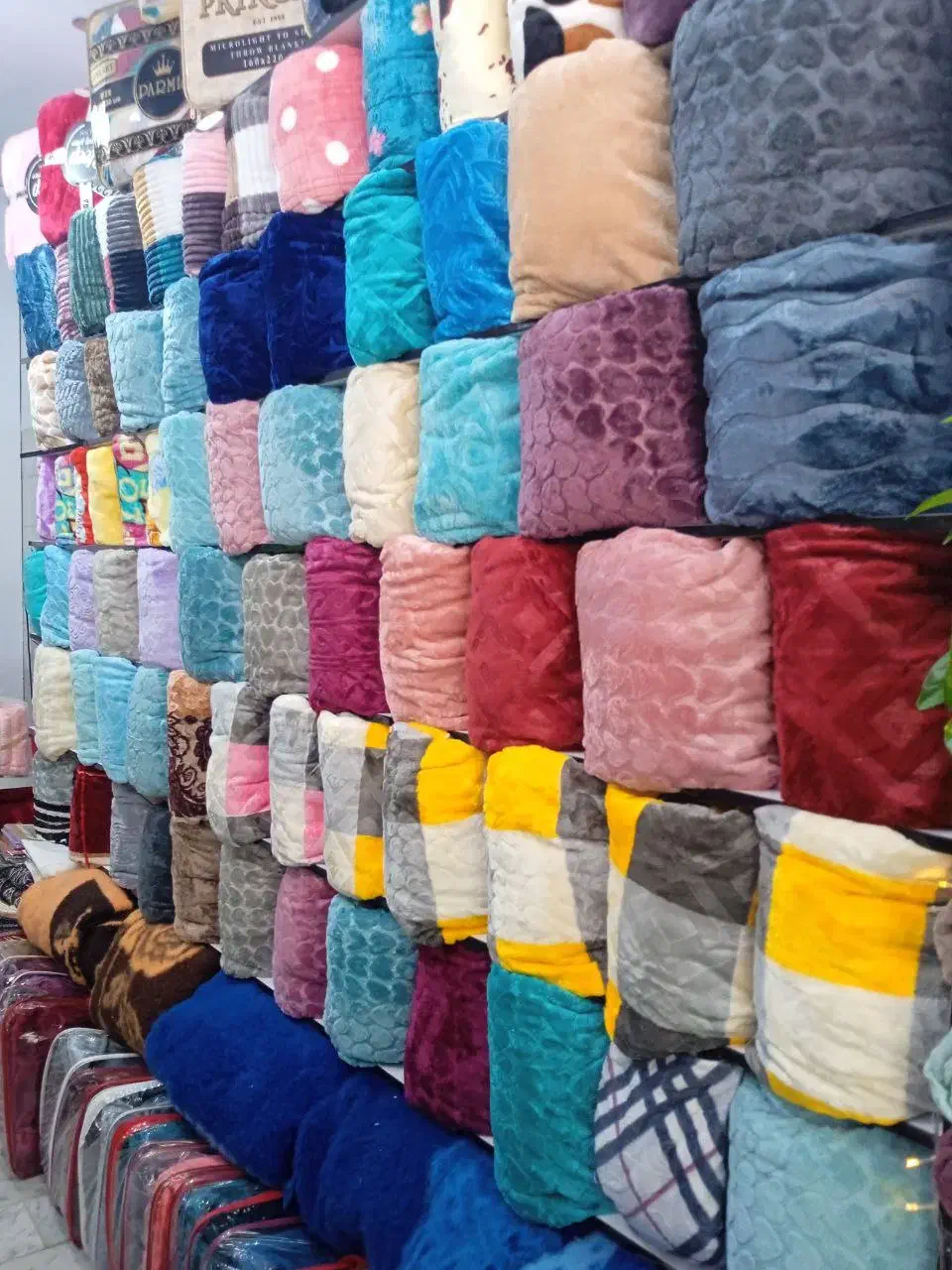 پخش پتو کیلویی(عمده و خرده)|رختخواب، بالش، پتو|سراب, |دیوار