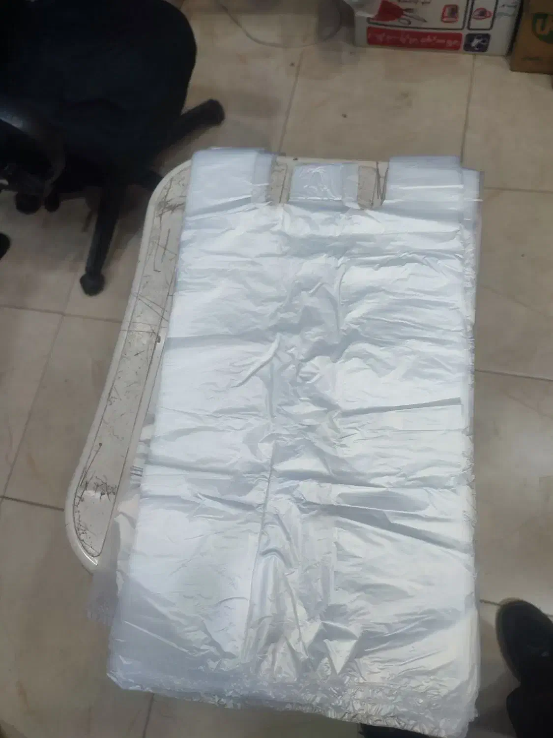 چند کیلو دسته دار|ظروف نگهدارنده، پلاستیکی، یک‌بارمصرف|شوشتر, |دیوار