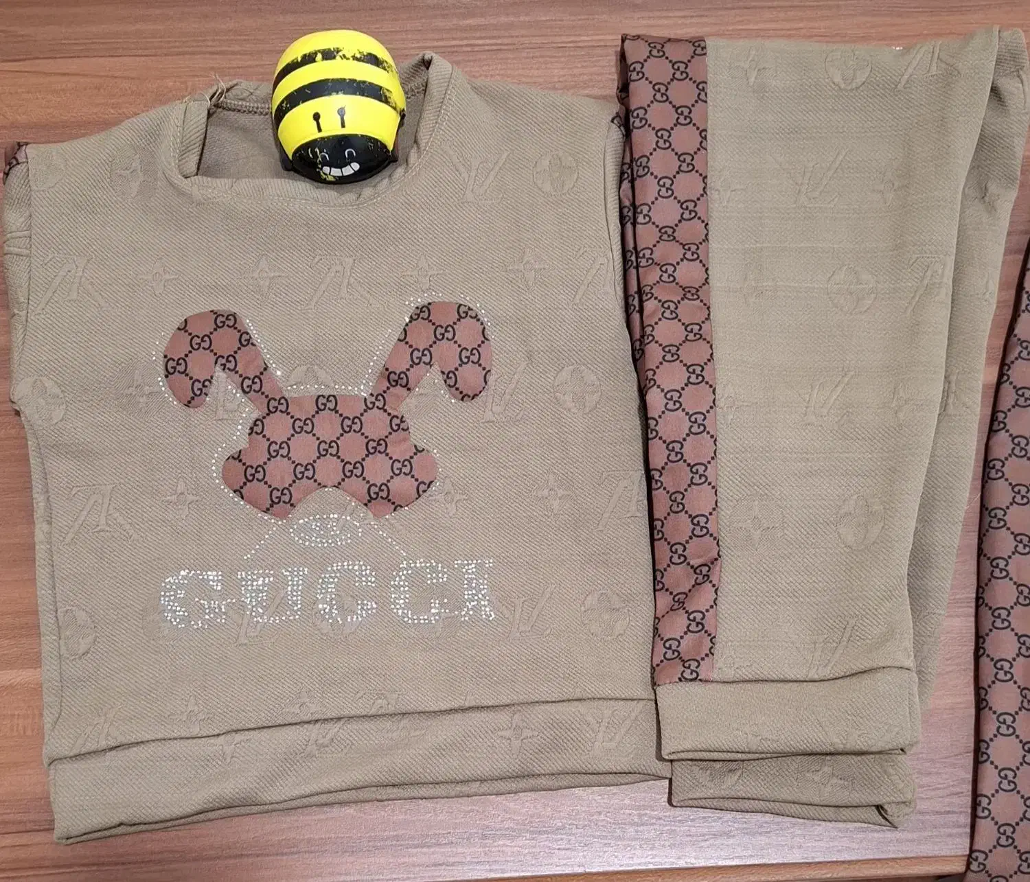 ارزانسرای لباس|کفش و لباس بچه|دهدشت, |دیوار