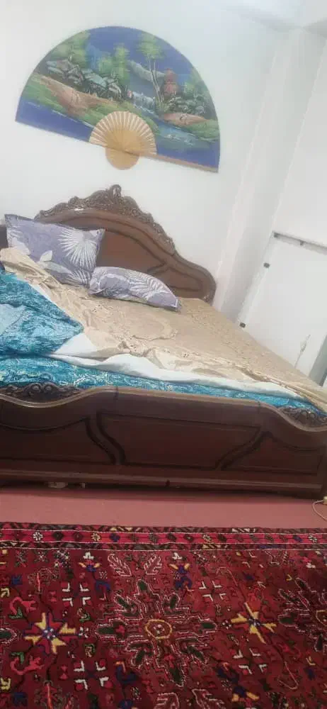 تخت خواب دو نفره  با آینه کنسول 4 کشو سالم|تخت و سرویس خواب|سهند, |دیوار