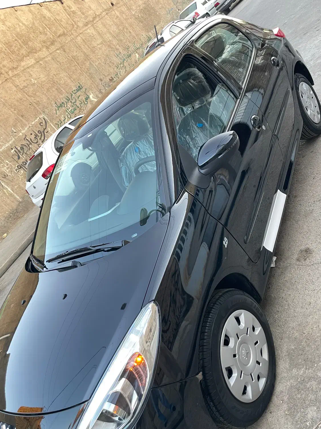 خودرو ۲۰۷ درحد خشک ۴تا کار مدل ۱۴۰۴|خودرو سواری و وانت|قم, شهرک امام حسین|دیوار