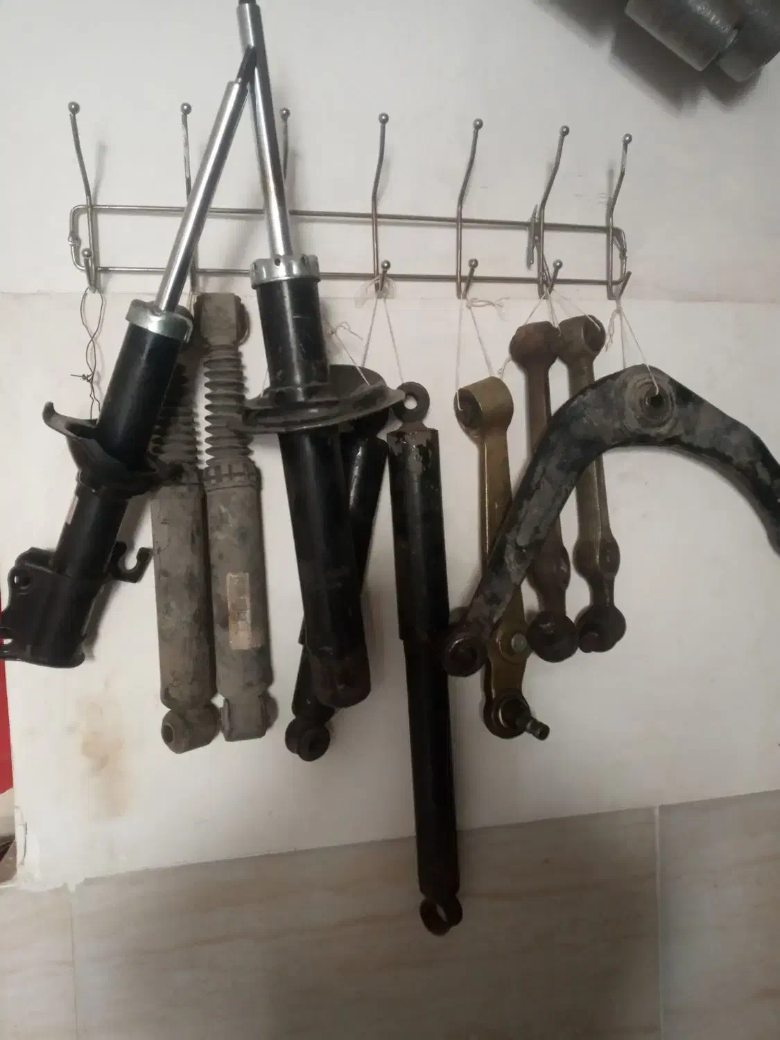 انواع کمک و فنر استوک در اقبالیه|قطعات یدکی و لوازم جانبی|قزوین, |دیوار