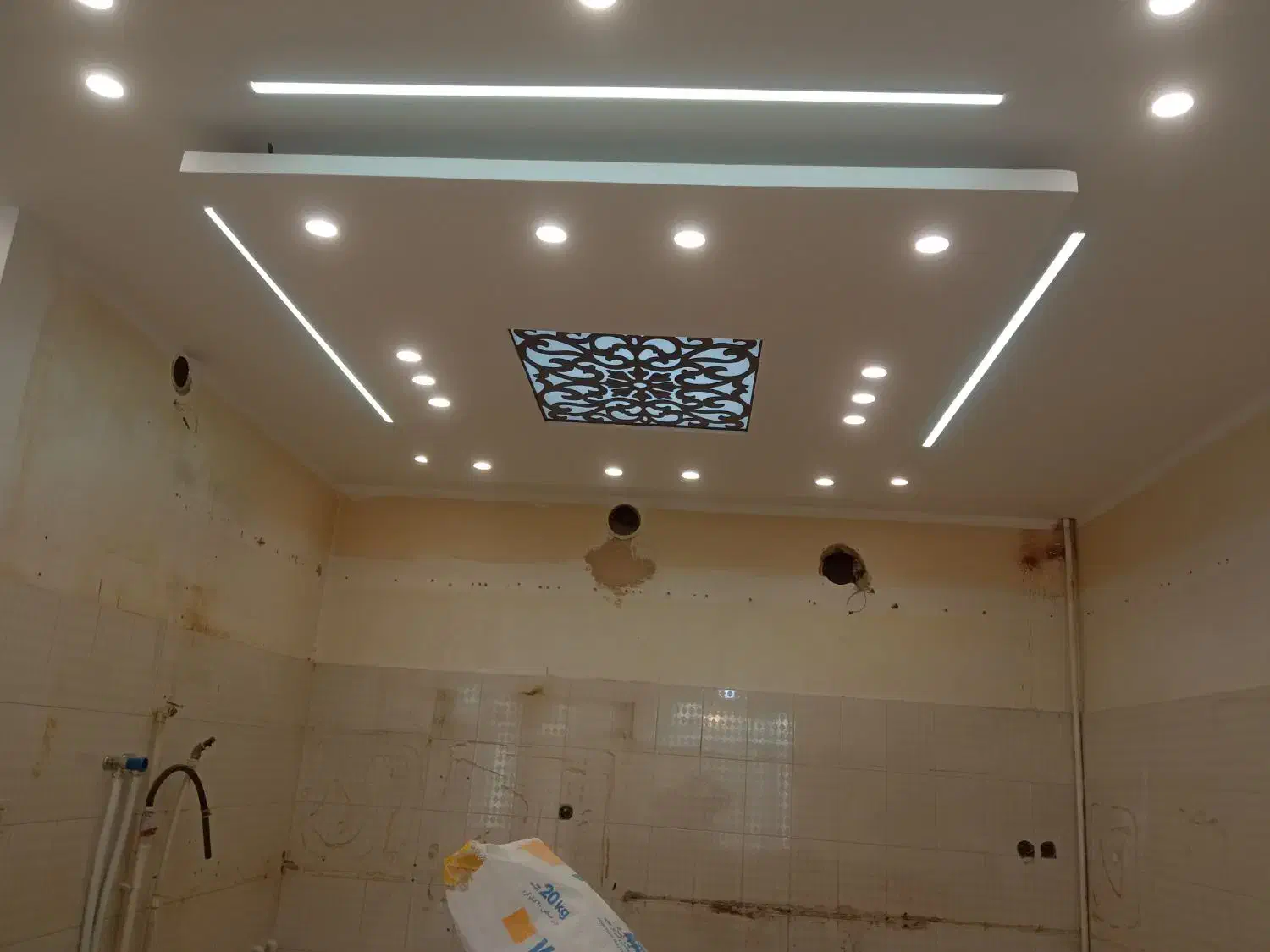 تغیرات،تعمیرات،نصبییات داخل ساختمان کناف پارکت|خدمات پیشه و مهارت|اهر, |دیوار