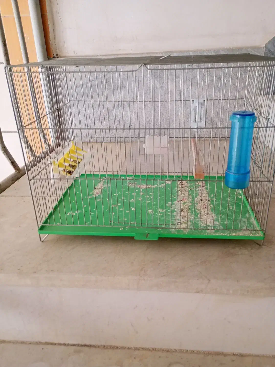 قفس قناری و پران|لوازم جانبی حیوانات|شاهین‌شهر, خانه کارگر|دیوار