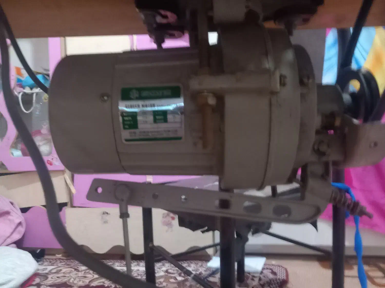 سر دوز|چرخ خیاطی و ریسندگی|کازرون, |دیوار