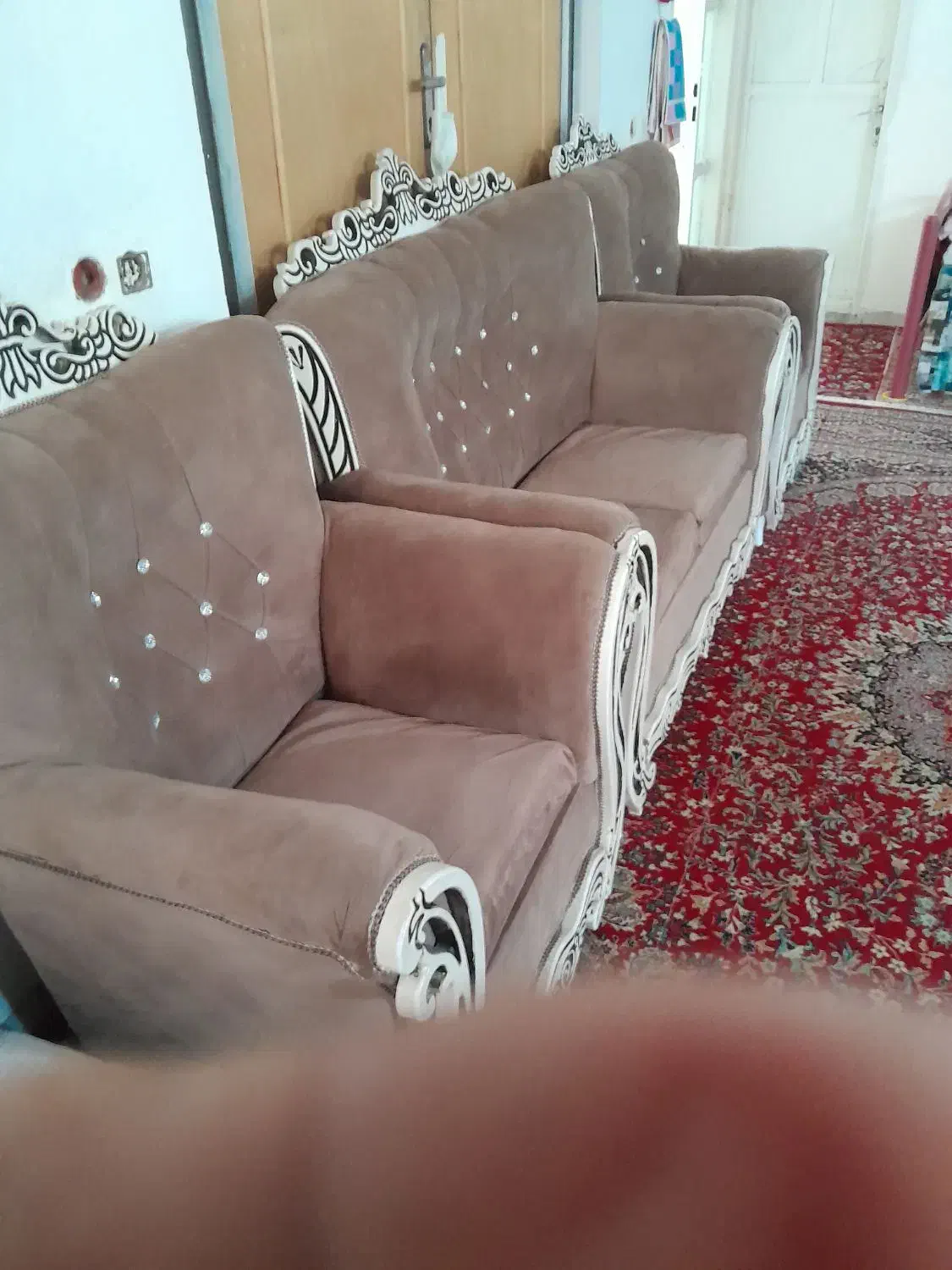 یک دست مبل درحد نو ۷نفره|مبلمان خانگی و میز عسلی|جیرفت, |دیوار