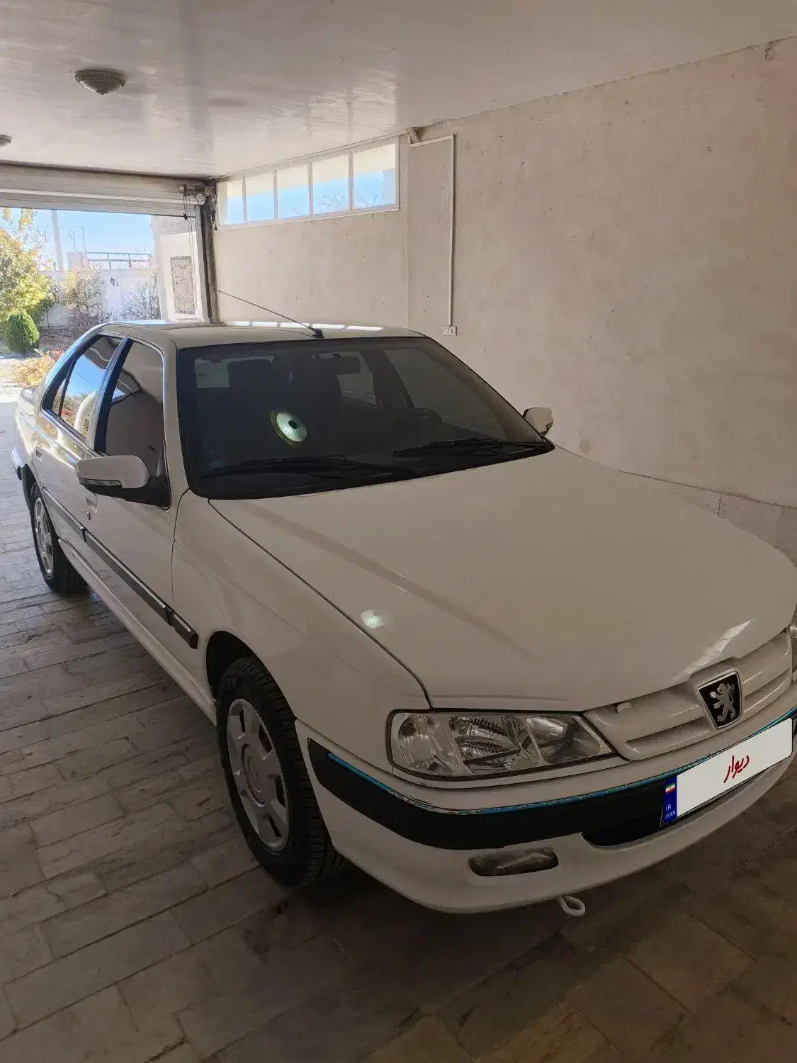 پژو پارس سال بی رنگ|خودرو سواری و وانت|گلپایگان, |دیوار