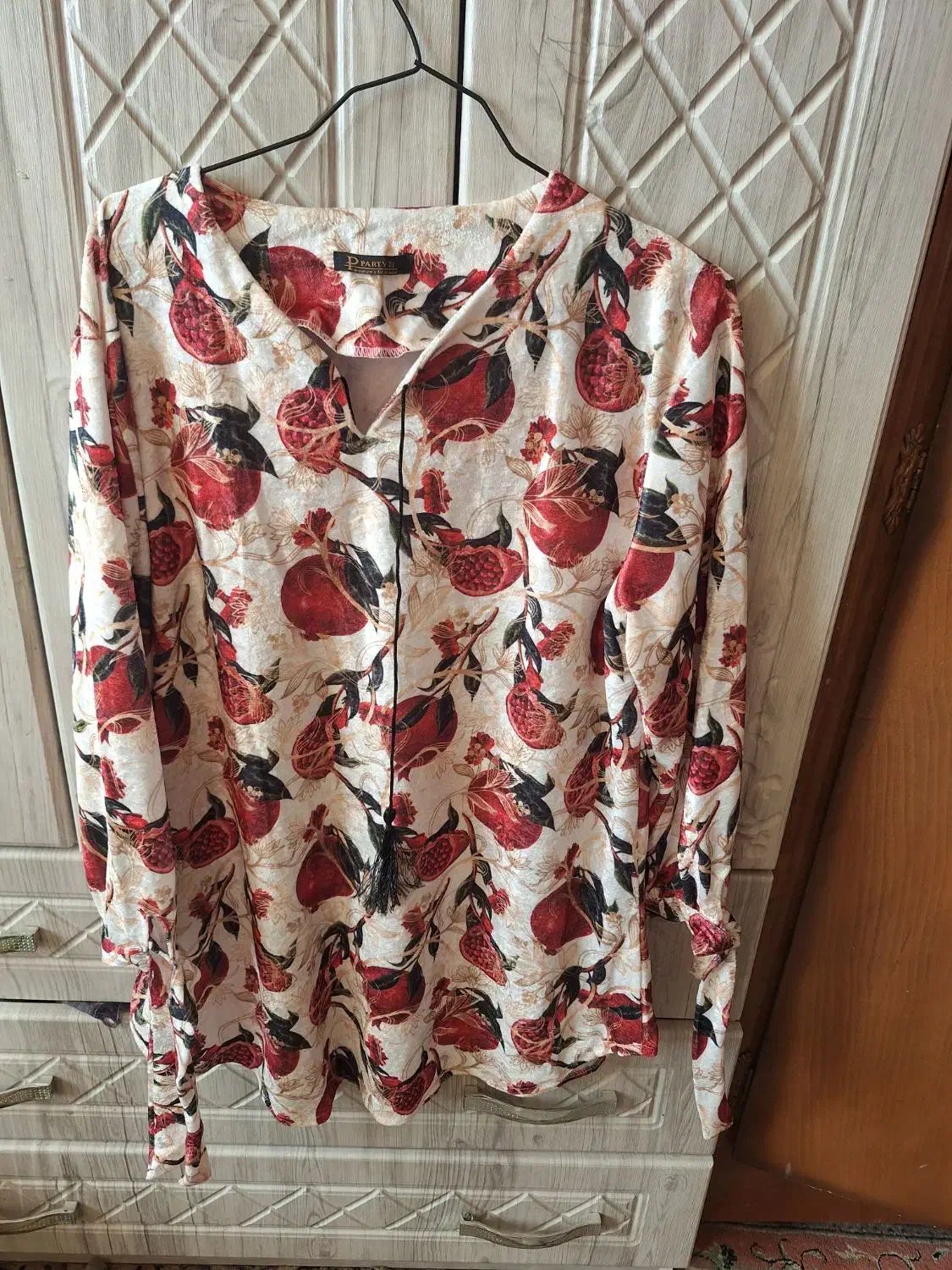 شومیز یلدایی طرح انار|لباس|کاشان, فین کوچک|دیوار