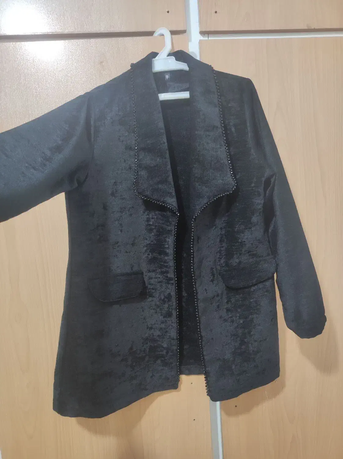 مانتو|لباس|مشهد, پورسینا|دیوار