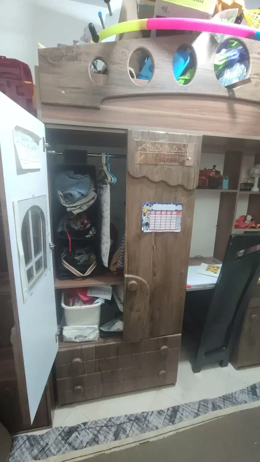 کلبه|تخت و سرویس خواب|تهران, هفده شهریور|دیوار