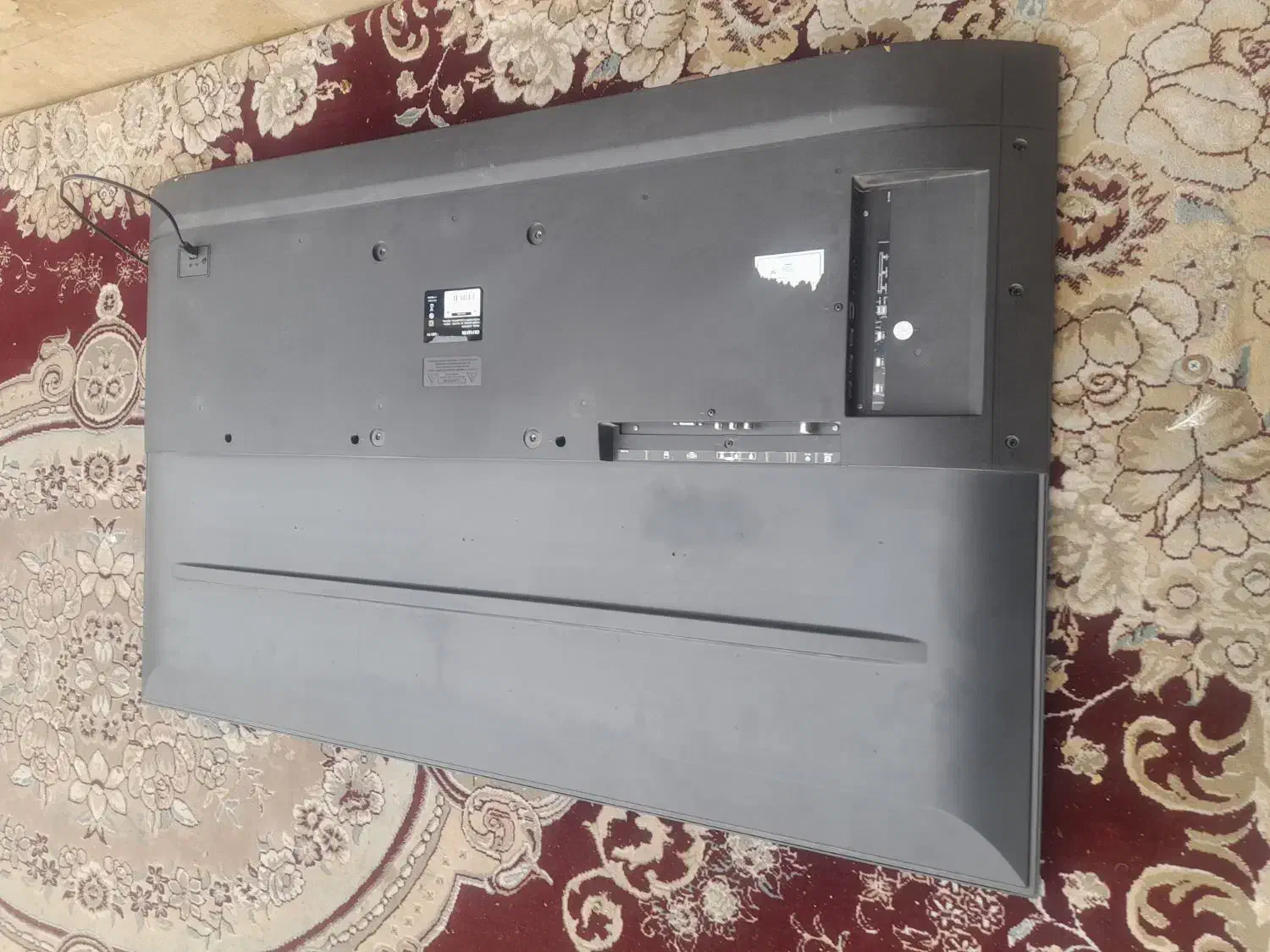 تلوزیون السیدی شکسته|تلویزیون و پروژکتور|مشهد, رباط طرق|دیوار