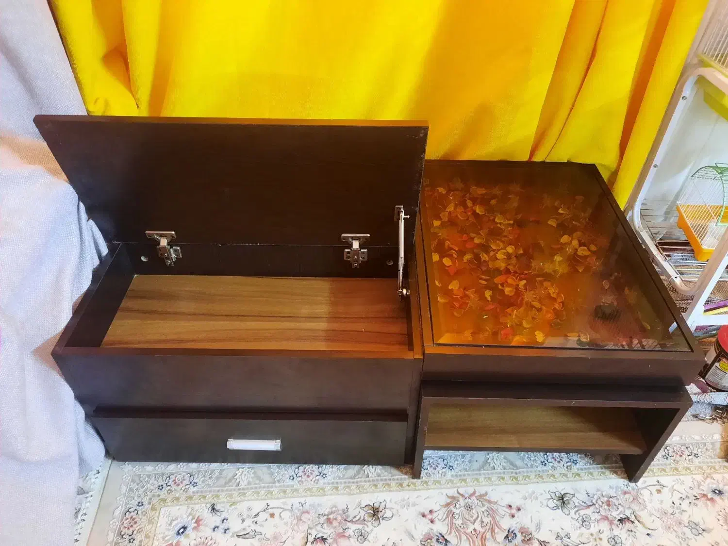 میز نو و تمیز|بوفه، ویترین، کنسول|زاهدان, |دیوار