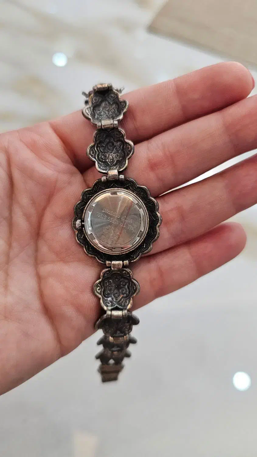 ساعت نقره سیاه|جواهرات|رشت, پستک|دیوار