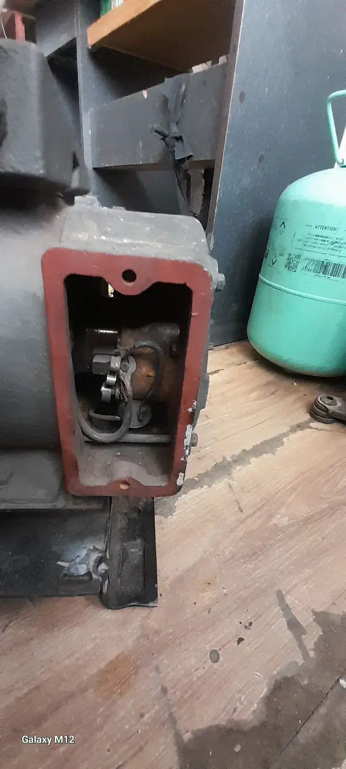 دینام ۲۴ ولت وکولر۳۰۰۰۰ پیستونی|کولر گازی و فن‌کوئل|قدس, شهر‌قدس|دیوار