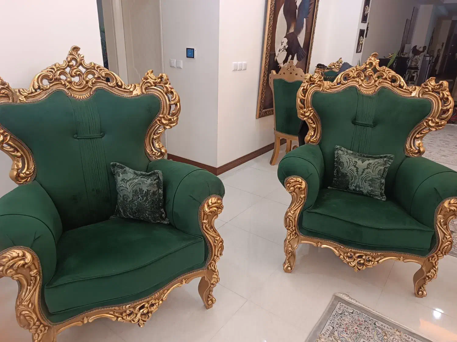 مبل سلطنتی با میز نهار خوری 4نفره|مبلمان خانگی و میز عسلی|فردیس, فرامرزیه|دیوار