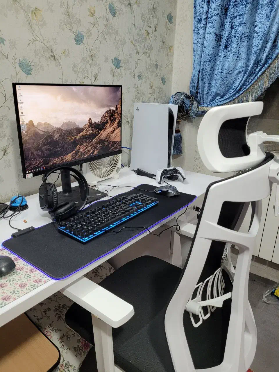 مانیتور ام اس آی MSi Modern MD241P|قطعات و لوازم جانبی رایانه|شیراز, شهرک مفتح|دیوار