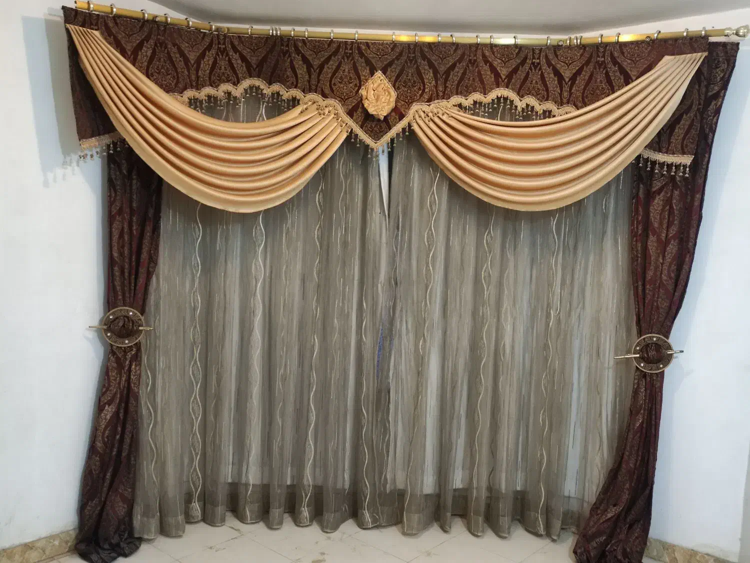 فروش پرده اتاق|پرده، رانر، رومیزی|یزد, |دیوار