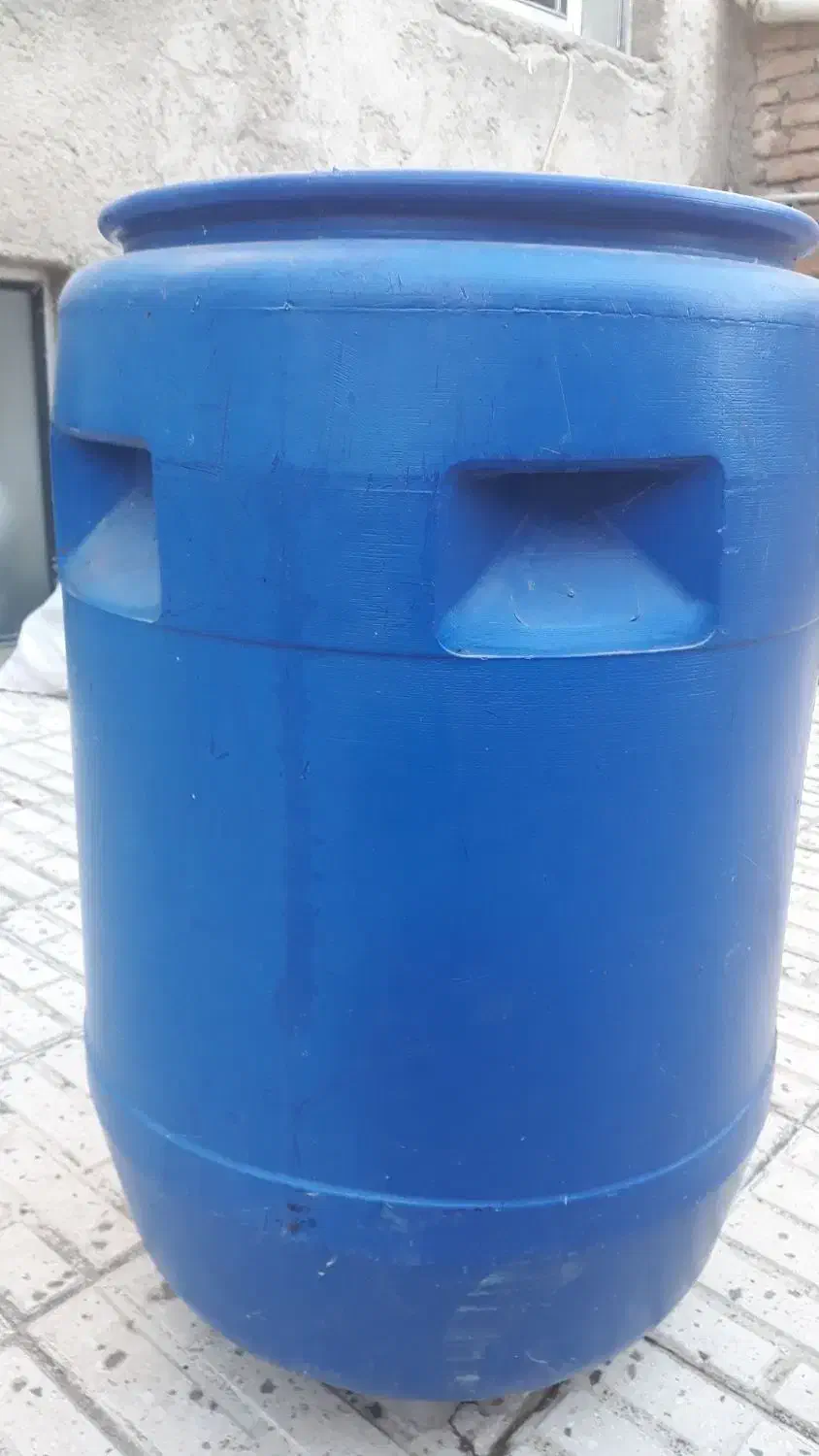 سلام یک عدد دبه شیر سالم و تمیز|فروشگاه و مغازه|اردبیل, |دیوار