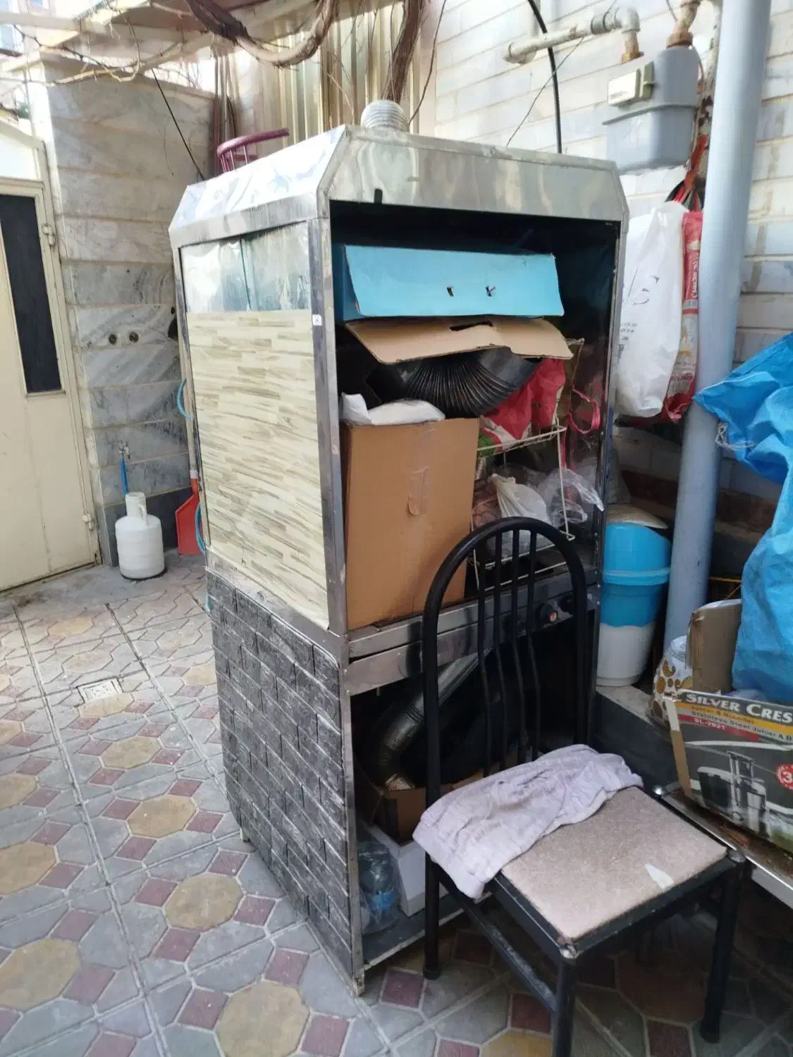 فر ساندویچ و نئون|کافی‌شاپ و رستوران|هشترود, |دیوار