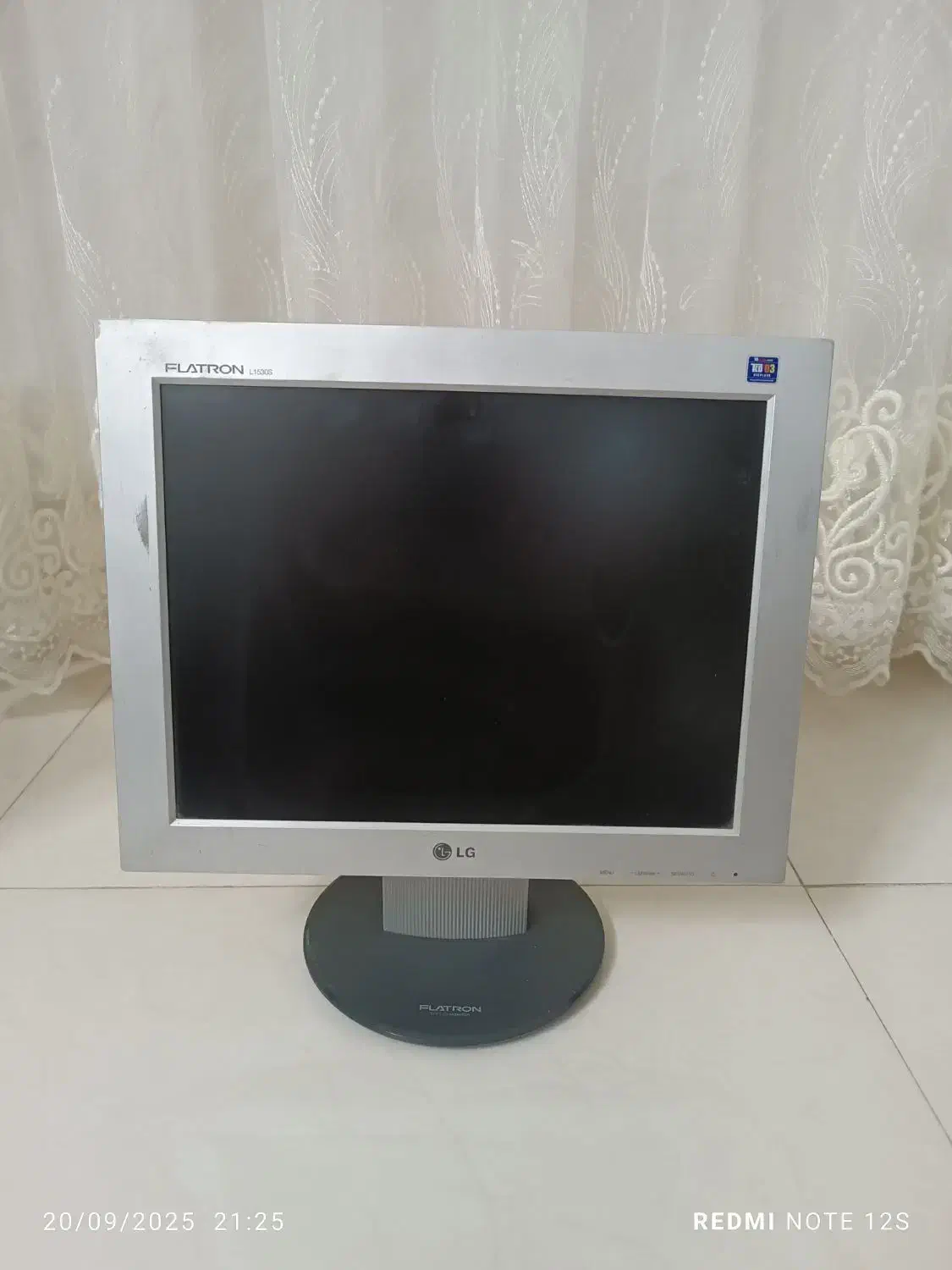 مانیتور ال جی سالم|قطعات و لوازم جانبی رایانه|اراک, |دیوار