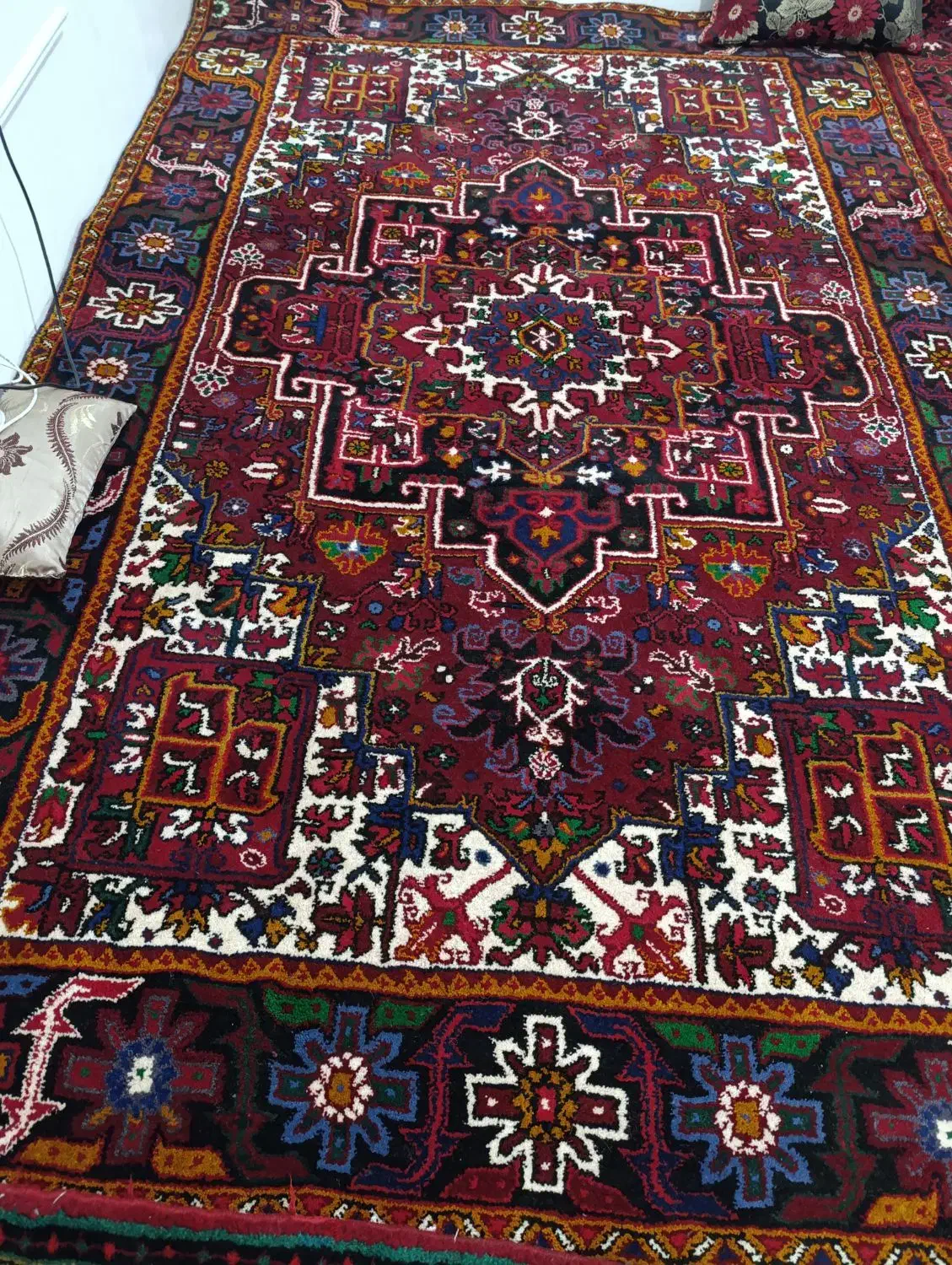 یک جفت فرش شش متری|فرش|فندقلو, |دیوار