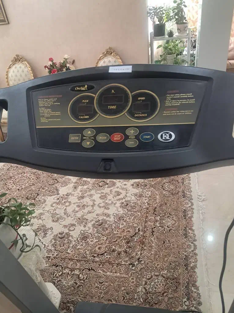 تردمیل|تجهیزات ورزشی|اندیشه, اندیشه فاز ۳|دیوار