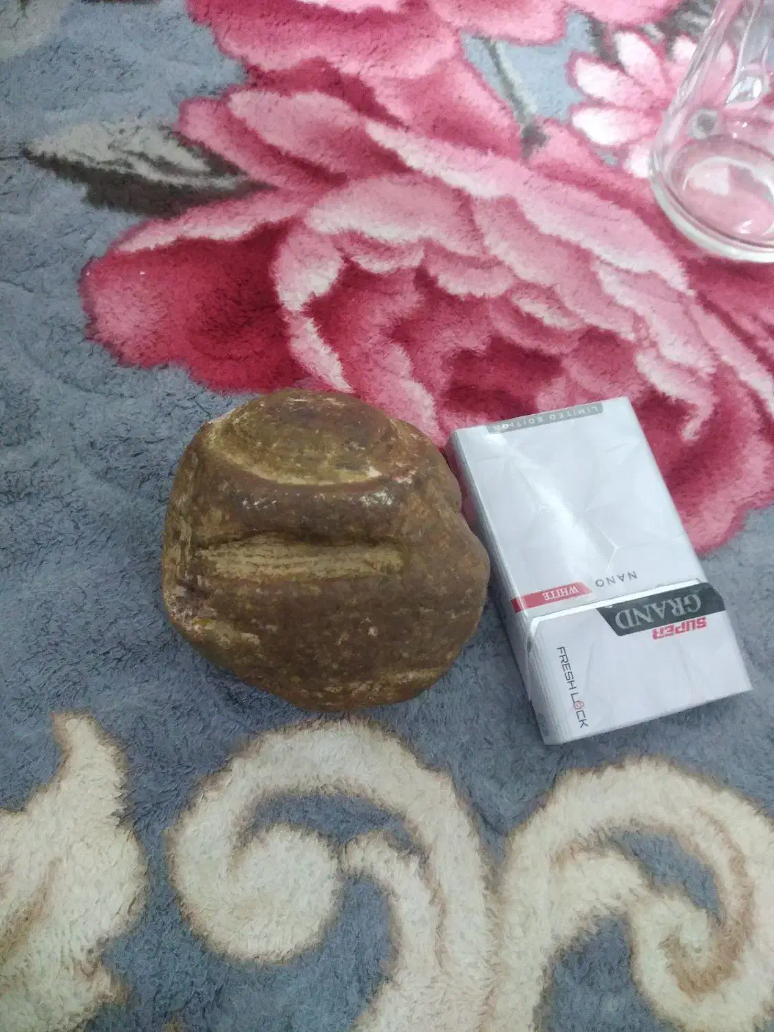 سنگ سنگین|اشیا|چگنی, |دیوار