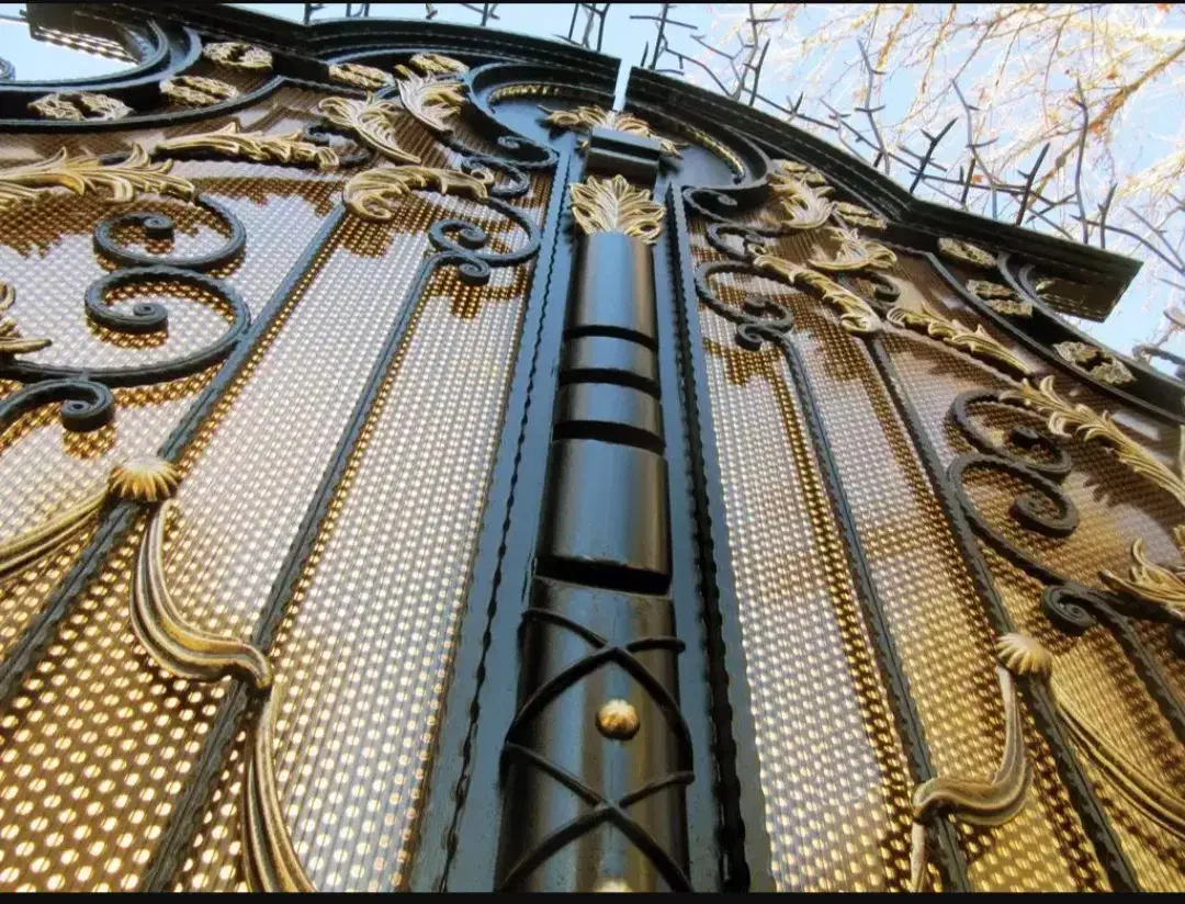 خدمات نقاش نقاشی ساختمان تمام نقاط|خدمات پیشه و مهارت|تهران, فلسطین (میدان انقلاب)|دیوار