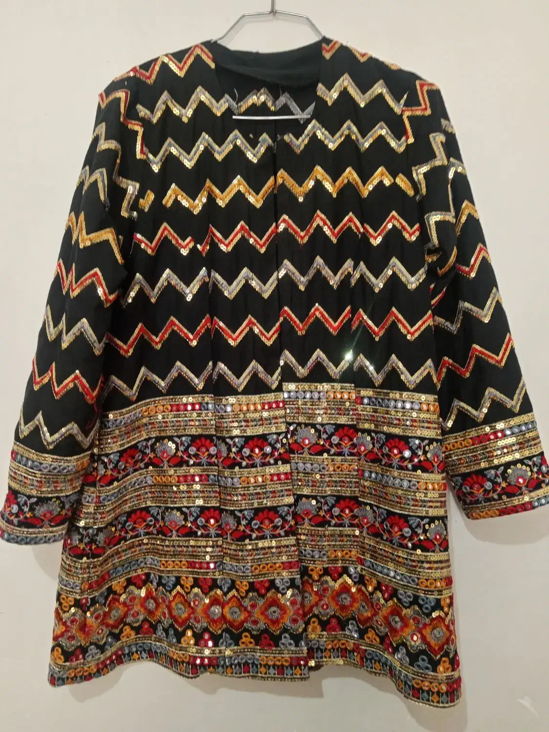 لباس تمام سوزن دوزی|لباس|زرند, |دیوار