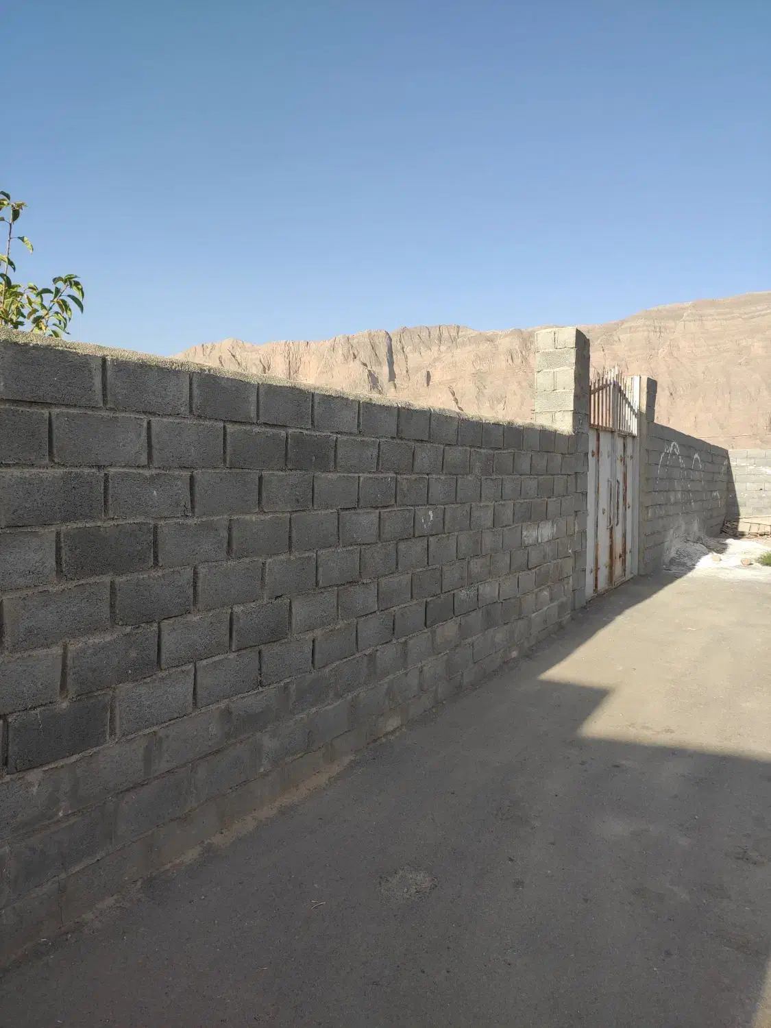 زمین دیوارکشی شد دودر|اجارهٔ دفتر صنعتی، کشاورزی، تجاری|شهرضا, |دیوار