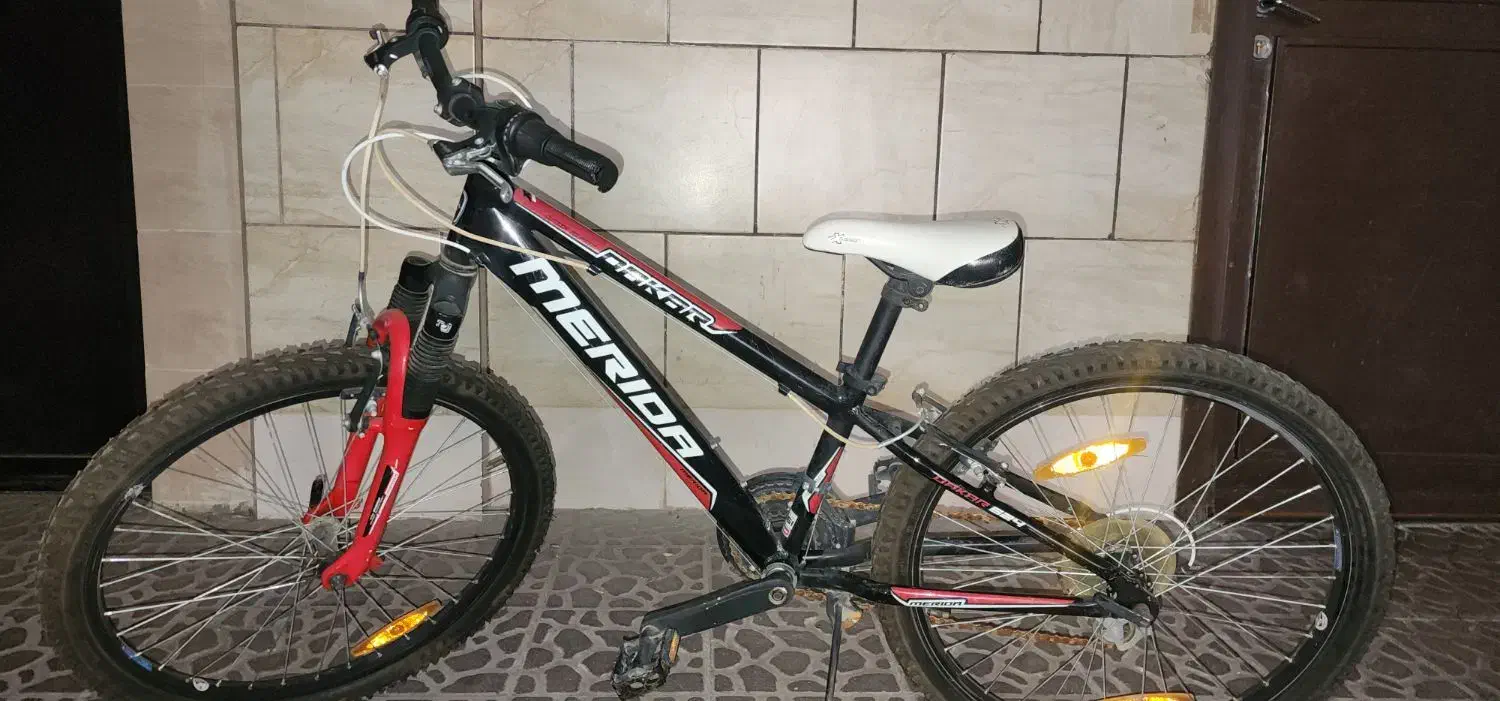 دوچرخه Merida اصل سایز ۲۴  سالم، تمیز و مرتب|دوچرخه، اسکیت، اسکوتر|شیراز, ابیوردی|دیوار