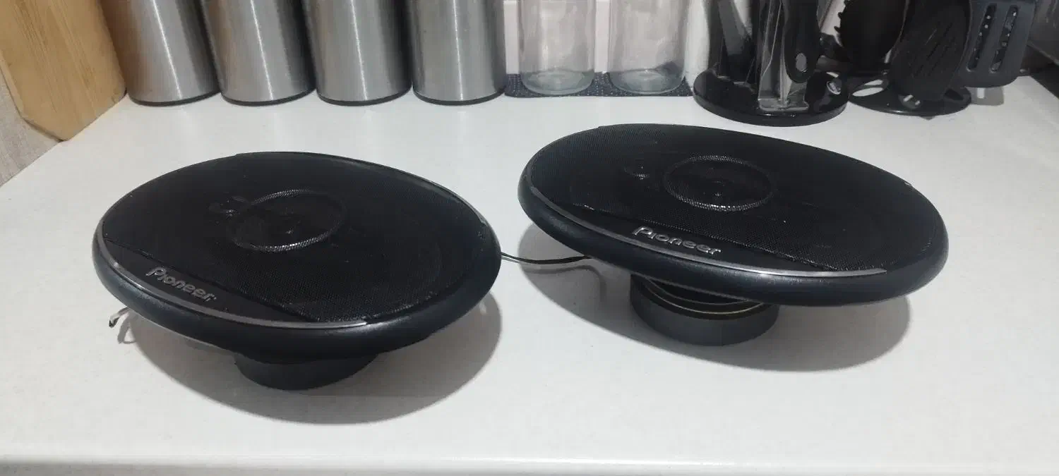 باند|سیستم صوتی خانگی|رشت, دروازه لاکان|دیوار