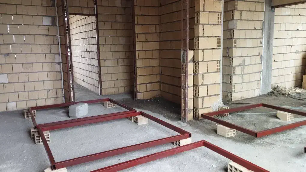 رنگ کاری در و پنجره و والپست|خدمات پیشه و مهارت|دهدشت, |دیوار