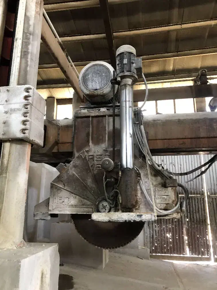 کارگر سنگبری|استخدام صنعتی، فنی، مهندسی|بروجرد, |دیوار