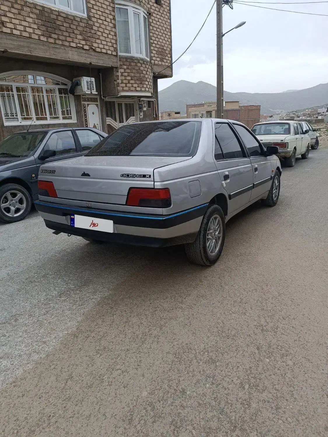 فروشی|خودرو سواری و وانت|بانه, |دیوار