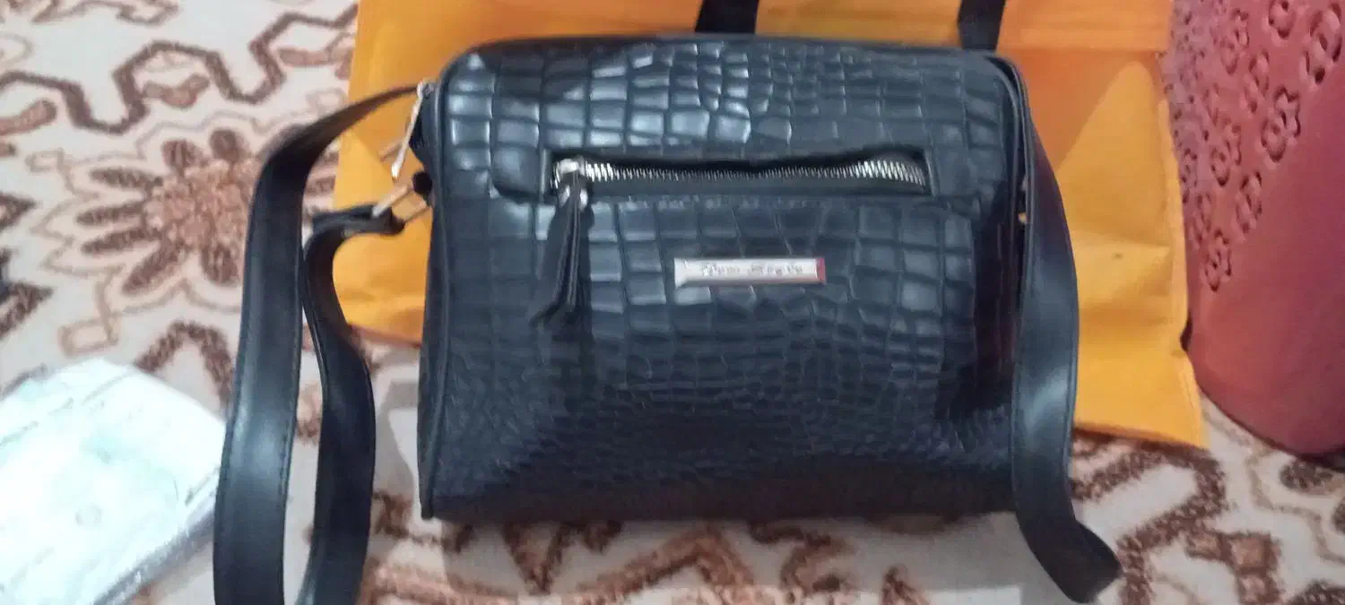 کیف دهدنو ۱۵۰۰۰۰|کیف، کفش، کمربند|شیروان (خراسان), |دیوار