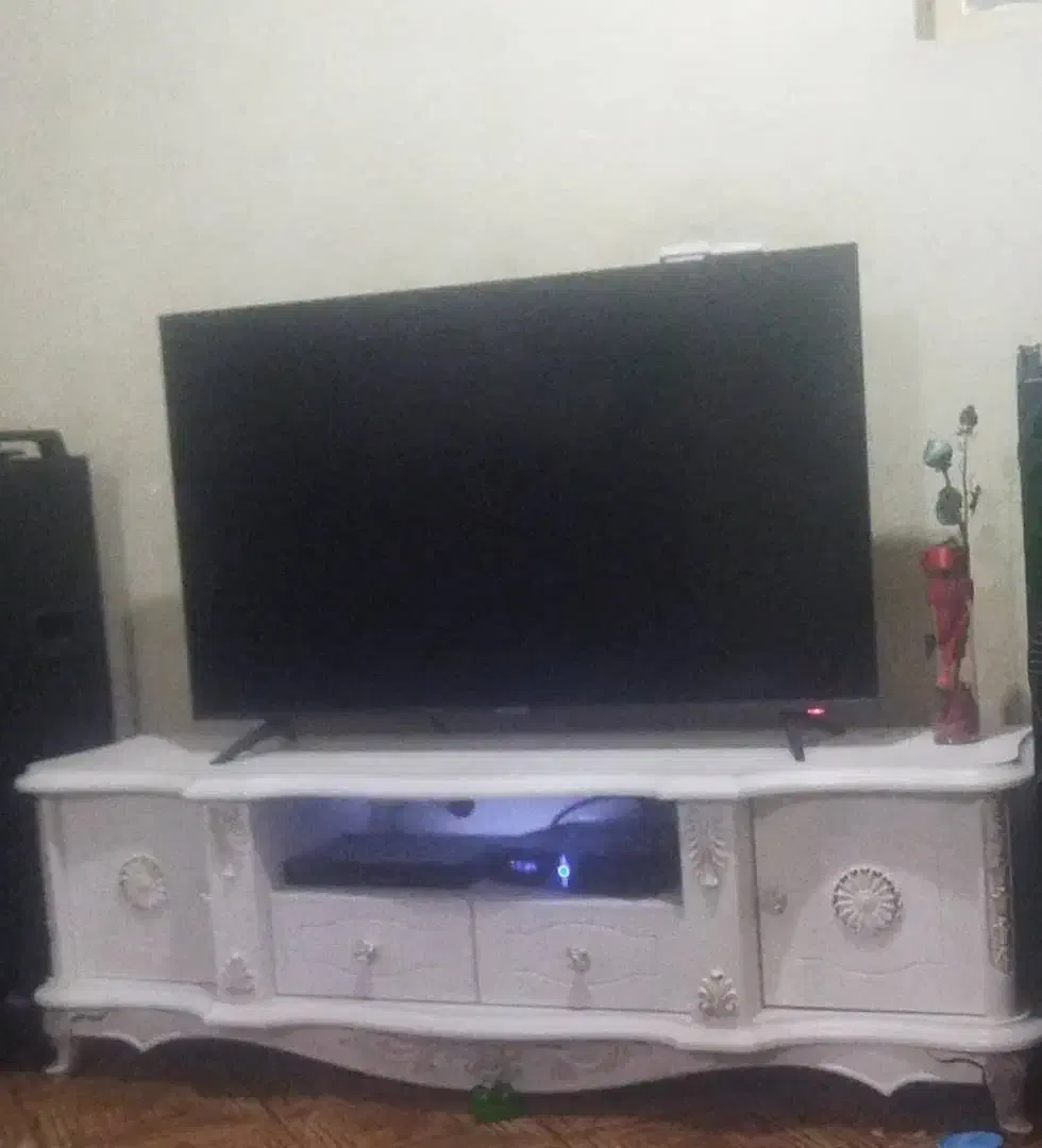 زیر تلویزیونی|میز تلویزیون|شیراز, جوادیه|دیوار