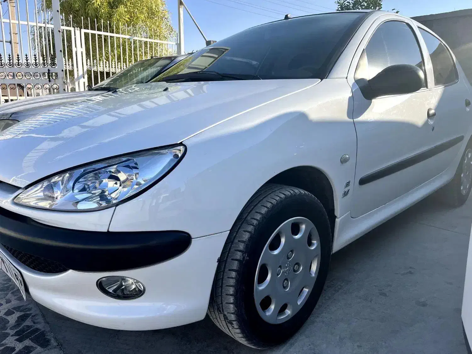 ماشین 206 مدل 1400|خودرو سواری و وانت|زرقان, |دیوار