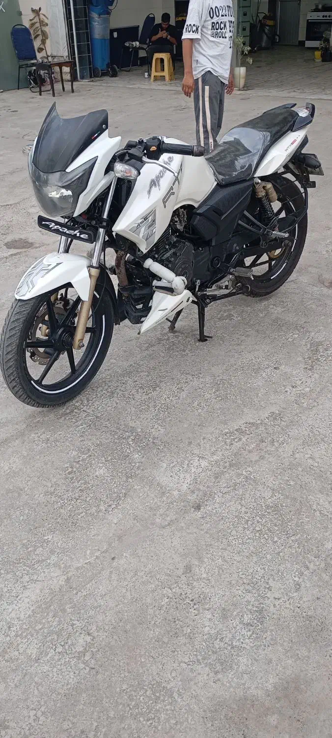 آپاچی در حد|موتورسیکلت|لاهیجان, بازکیاگوراب|دیوار