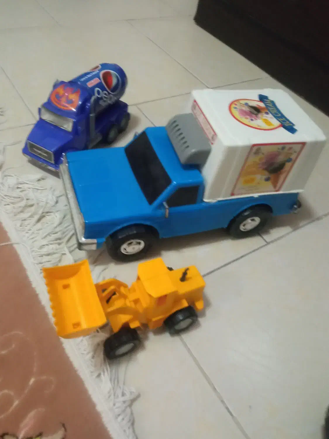 اسباب بازی نو|اسباببازی|گلبهار, شهر جدید گلبهار|دیوار