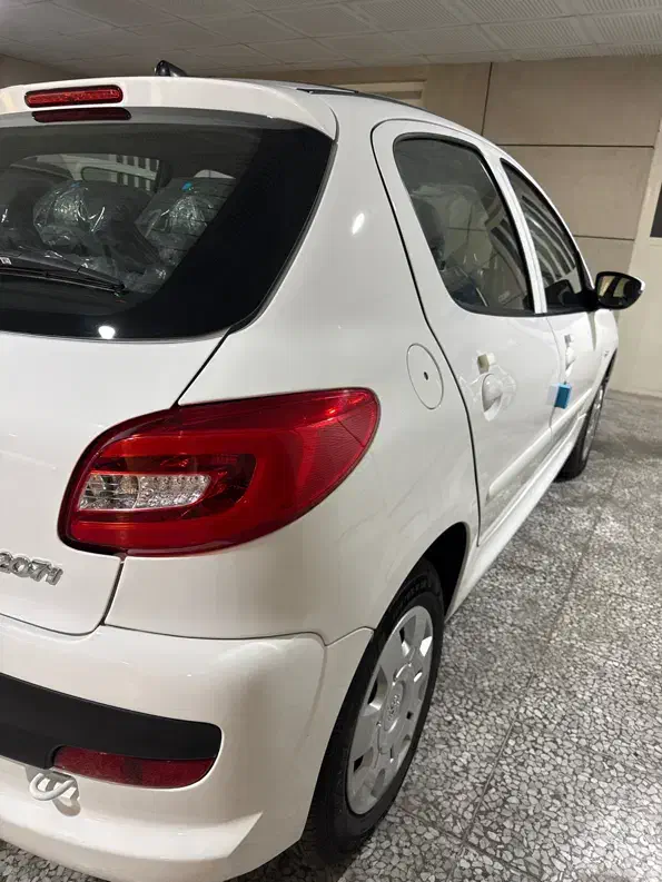 ۲۰۷ پاناروما صفر|خودرو سواری و وانت|شیراز, معالیآباد|دیوار