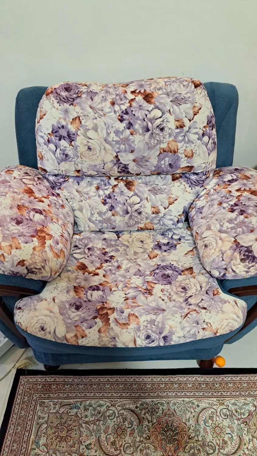 مبل هفت نفره رنگ شاد کاملا راحتی تر تمیز|مبلمان خانگی و میز عسلی|چابهار, |دیوار