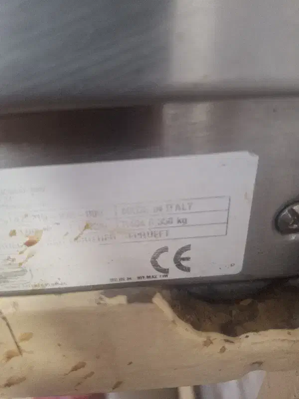 یخ در بهشت ایتالیایی تاپینگ ۲۰ لگنه|کافیشاپ و رستوران|رامند, |دیوار