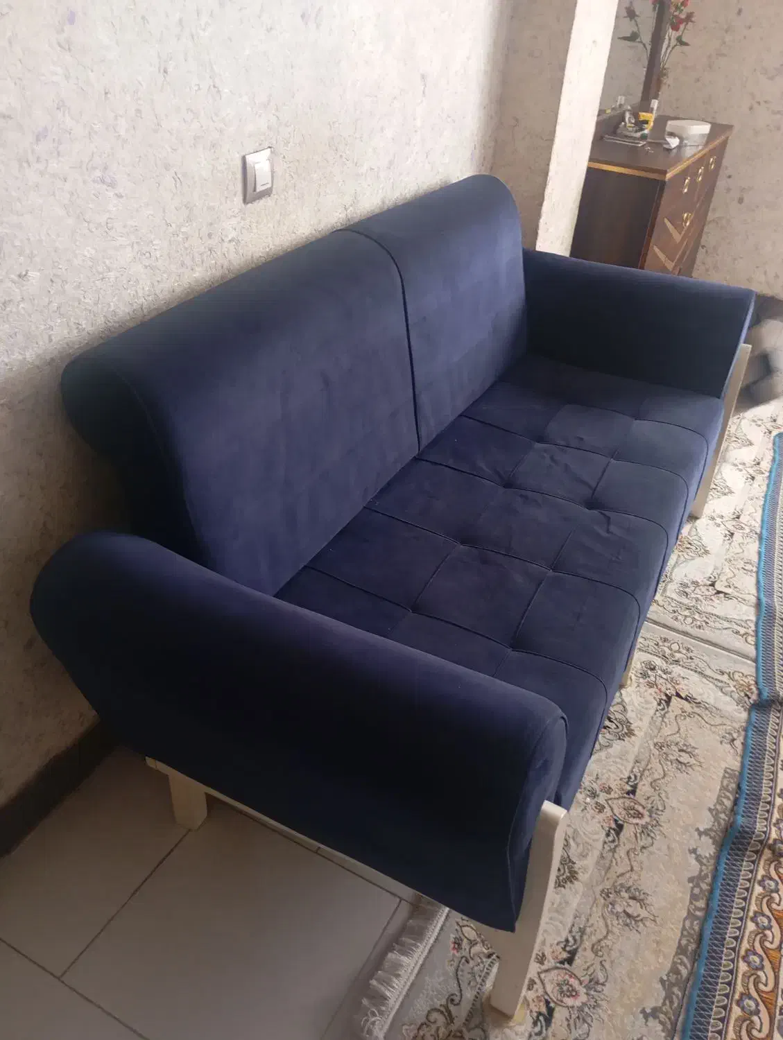 مبل راحتی|مبلمان خانگی و میز عسلی|رباط‌کریم, مسکن مهر آبشناسان|دیوار