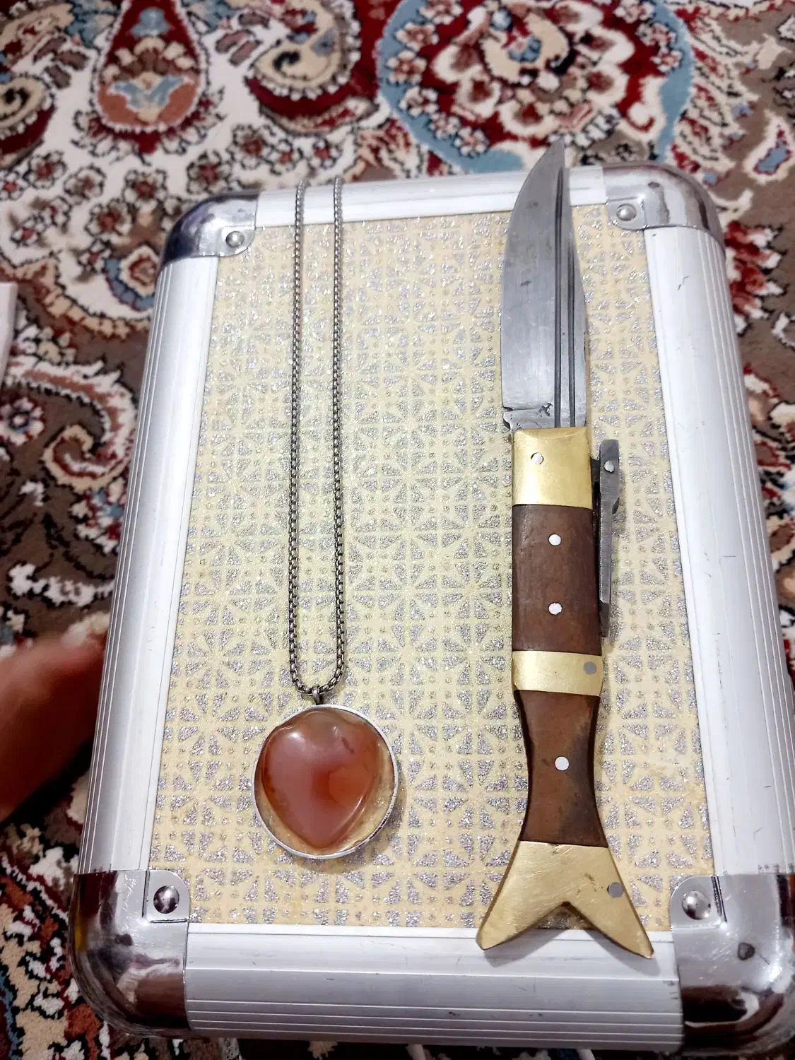 یشم|کلکسیون اشیاء عتیقه|مشهد, كنويست|دیوار