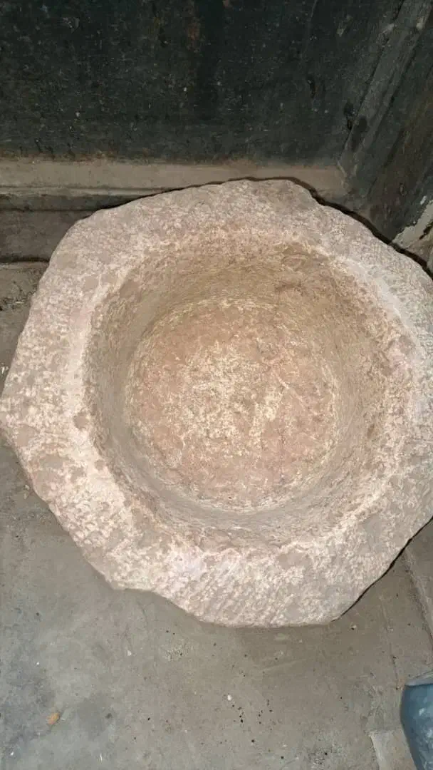 هونگ سنگی به قدمت صد سال|کلکسیون اشیاء عتیقه|کرمان, |دیوار