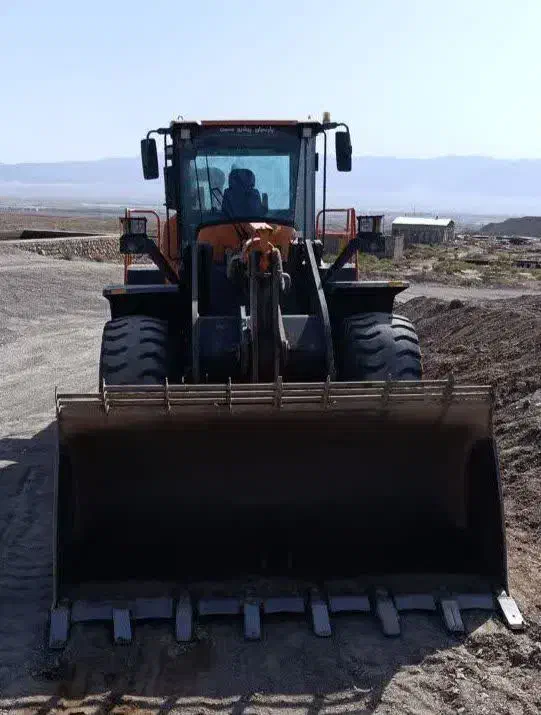 لودر چرخ لاستیکی ENSIGN مدل YX657 premium(اینساین)|خودرو سنگین|بهاباد, |دیوار