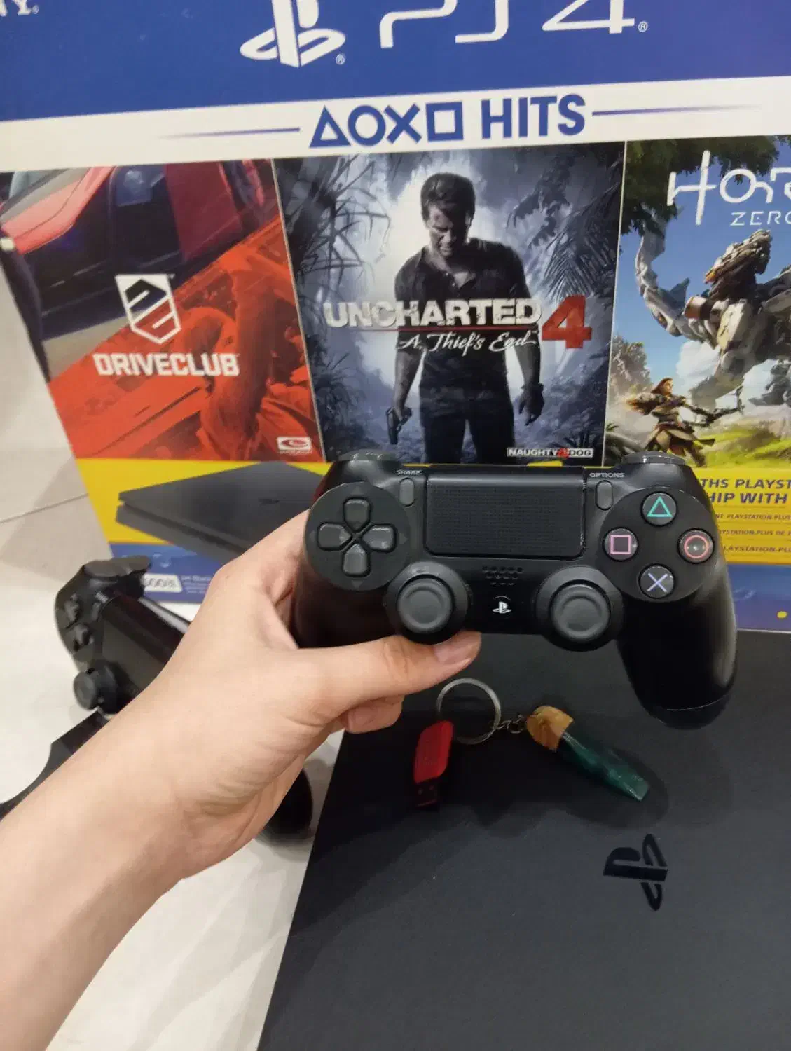 PS4 slim|کنسول، بازی ویدئویی و آنلاین|تهران, جوانمردان (اندیشه)|دیوار