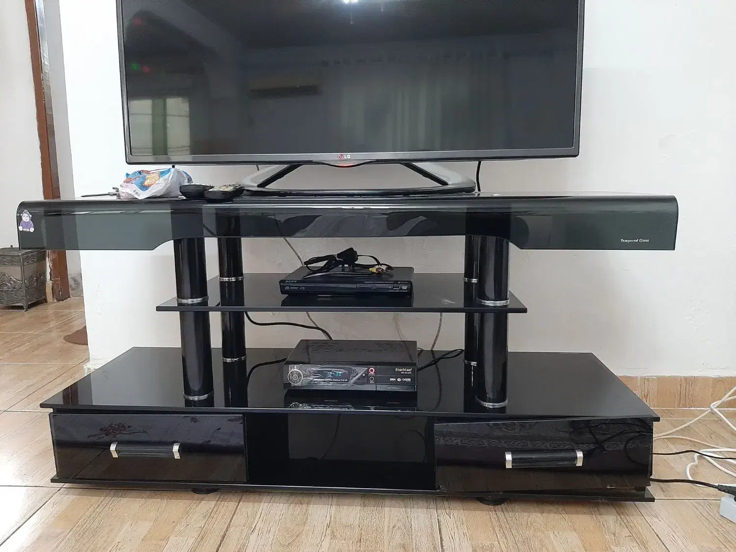 میز تلوزیون|میز تلویزیون|رشت, جهاد|دیوار