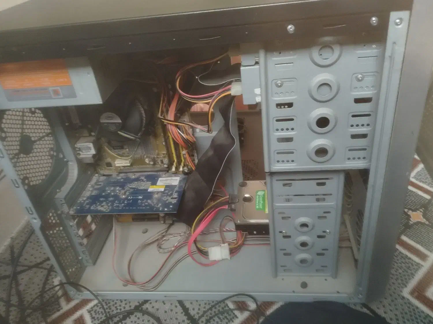 کامپیوتر|رایانه رومیزی|قم, نیروگاه|دیوار